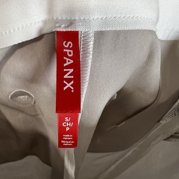 New Spanx Soft Stretch Pull-on Slim Straight Pants in Classic White size Small - Picture 10 of 11